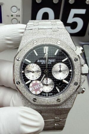 Audemars Piguet Royal Oak Offshore Diver 15710ST White Dial
