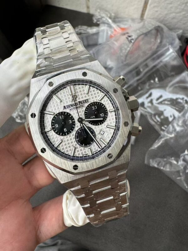 Audemars Piguet Royal Oak Selfwinding Chronograph White Dial