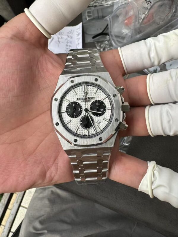 Audemars Piguet Royal Oak Selfwinding Chronograph White Dial