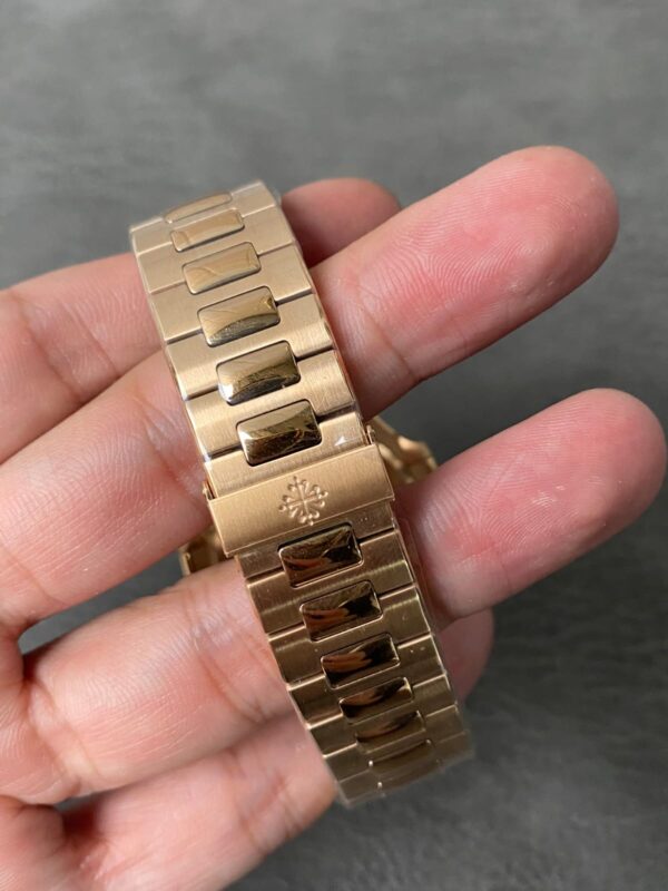 Patek Philippe Nautilus Rose Gold Brown Sunburst Dial - Image 2
