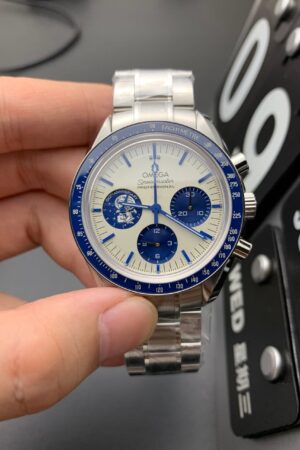 Omega Speedmaster Silver Snoopy Super Clone